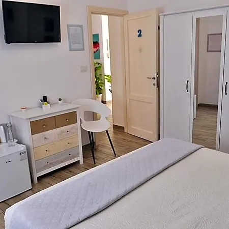 Rosa Dei Venti Bed & Breakfast 3*